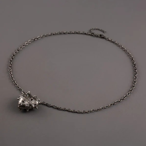 Thorny Heart Necklace